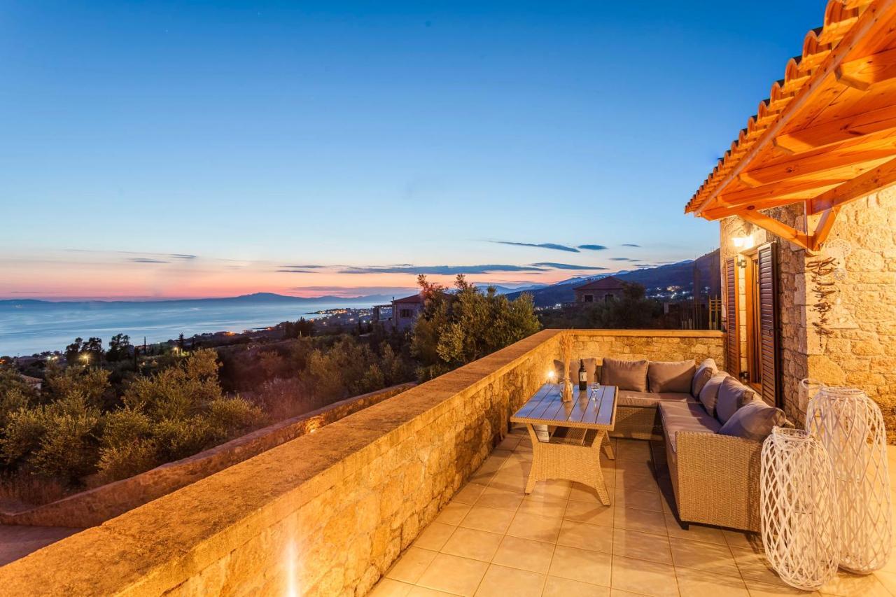 Mani Panoramic Seaviews - Luxury Summer Haven Levktron Екстер'єр фото