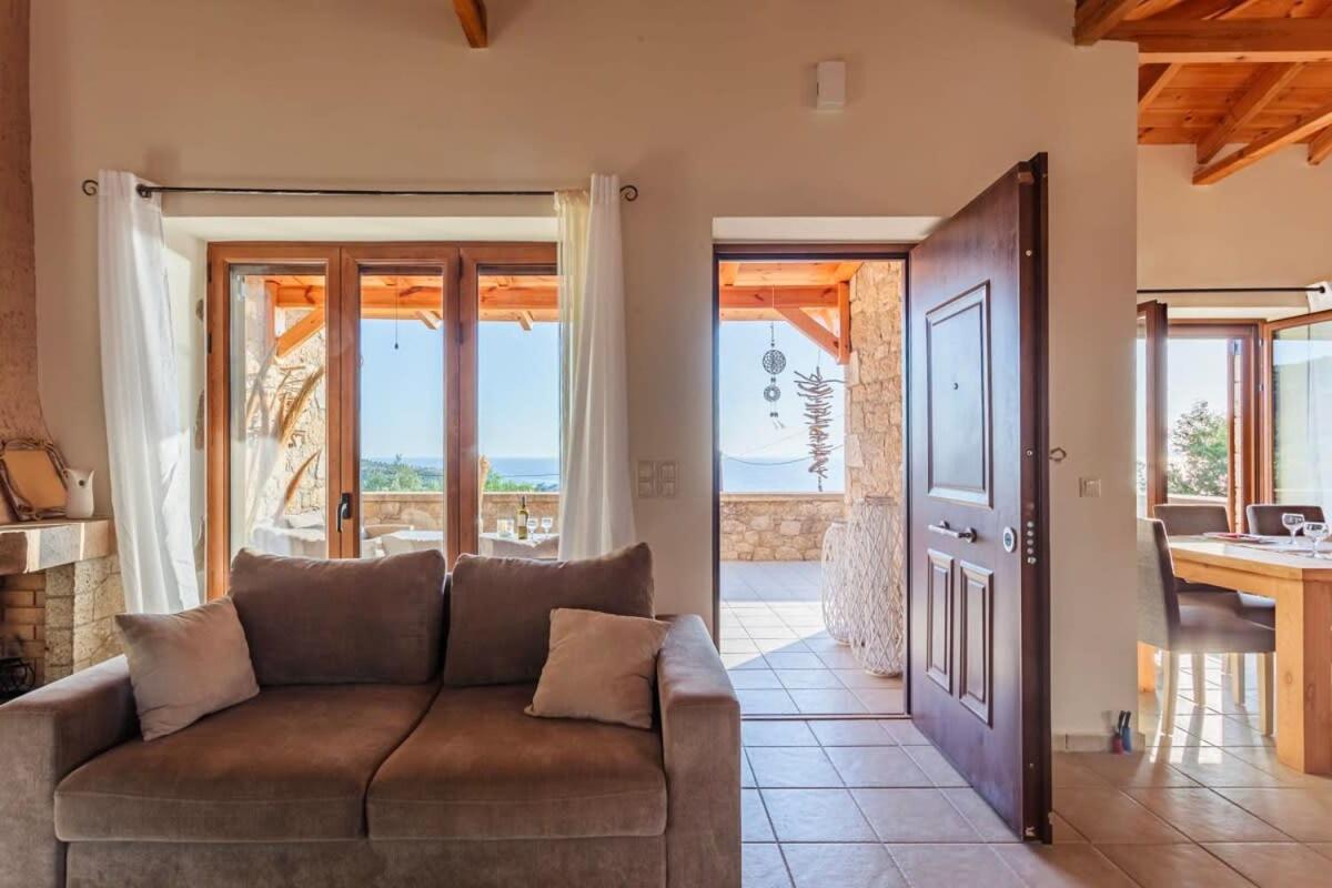 Mani Panoramic Seaviews - Luxury Summer Haven Levktron Екстер'єр фото